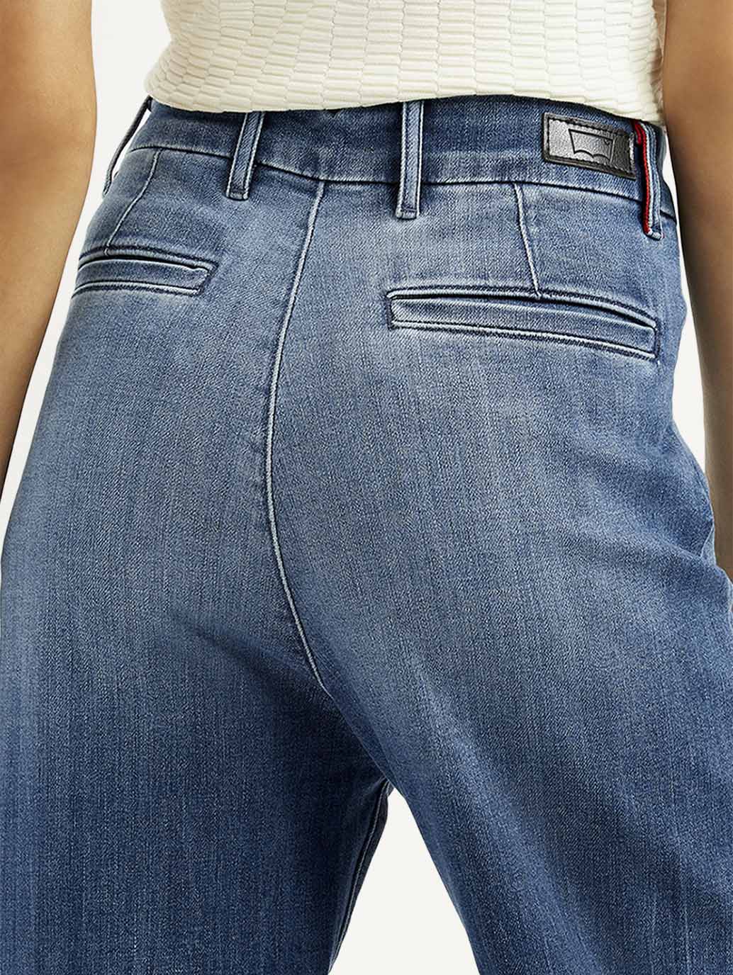 Women's Redloop Blue Loose Fit High Rise Jeans - Image 6
