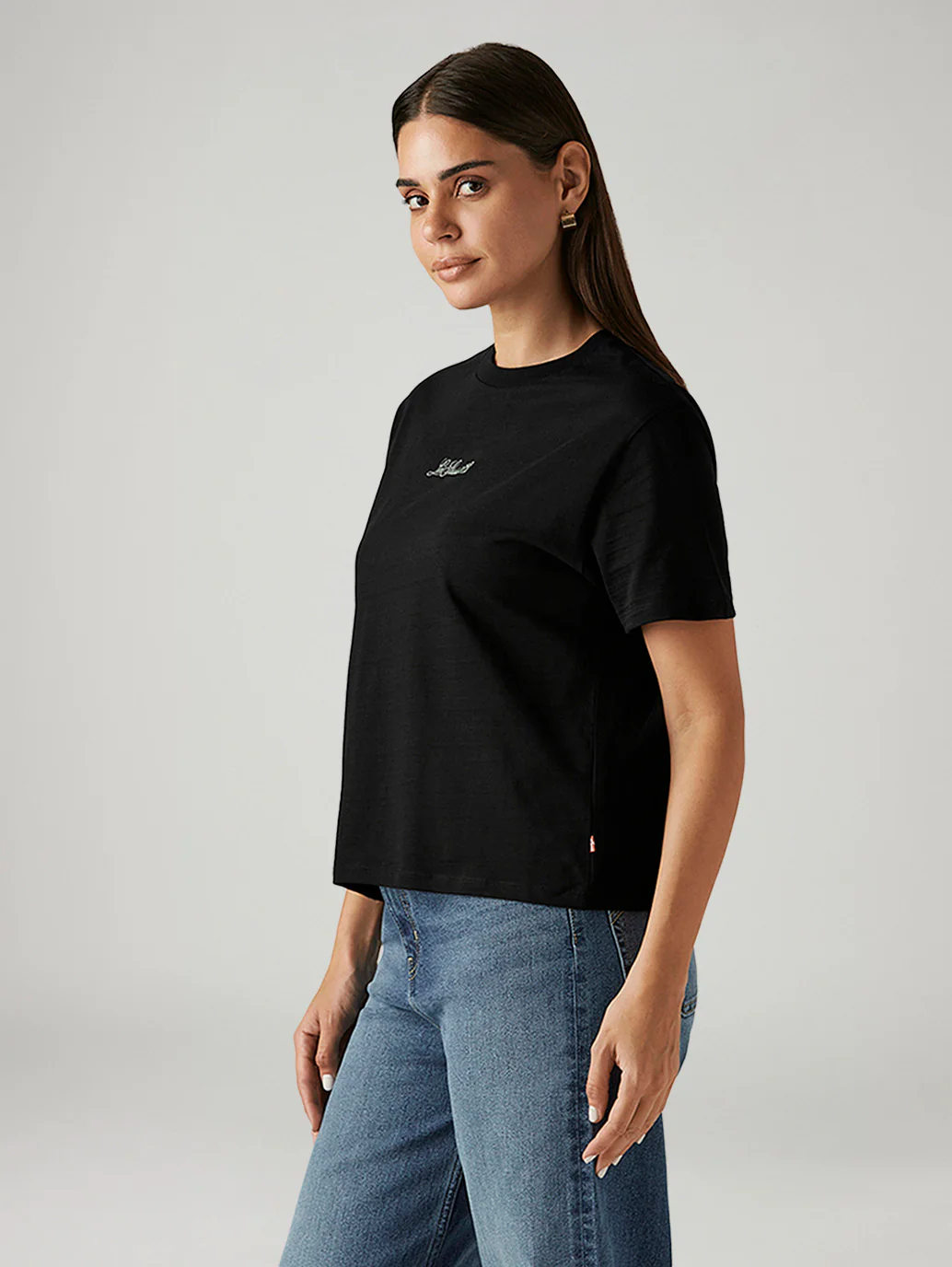 Women's Solid Black Relaxed Fit T-shirt - Image 3