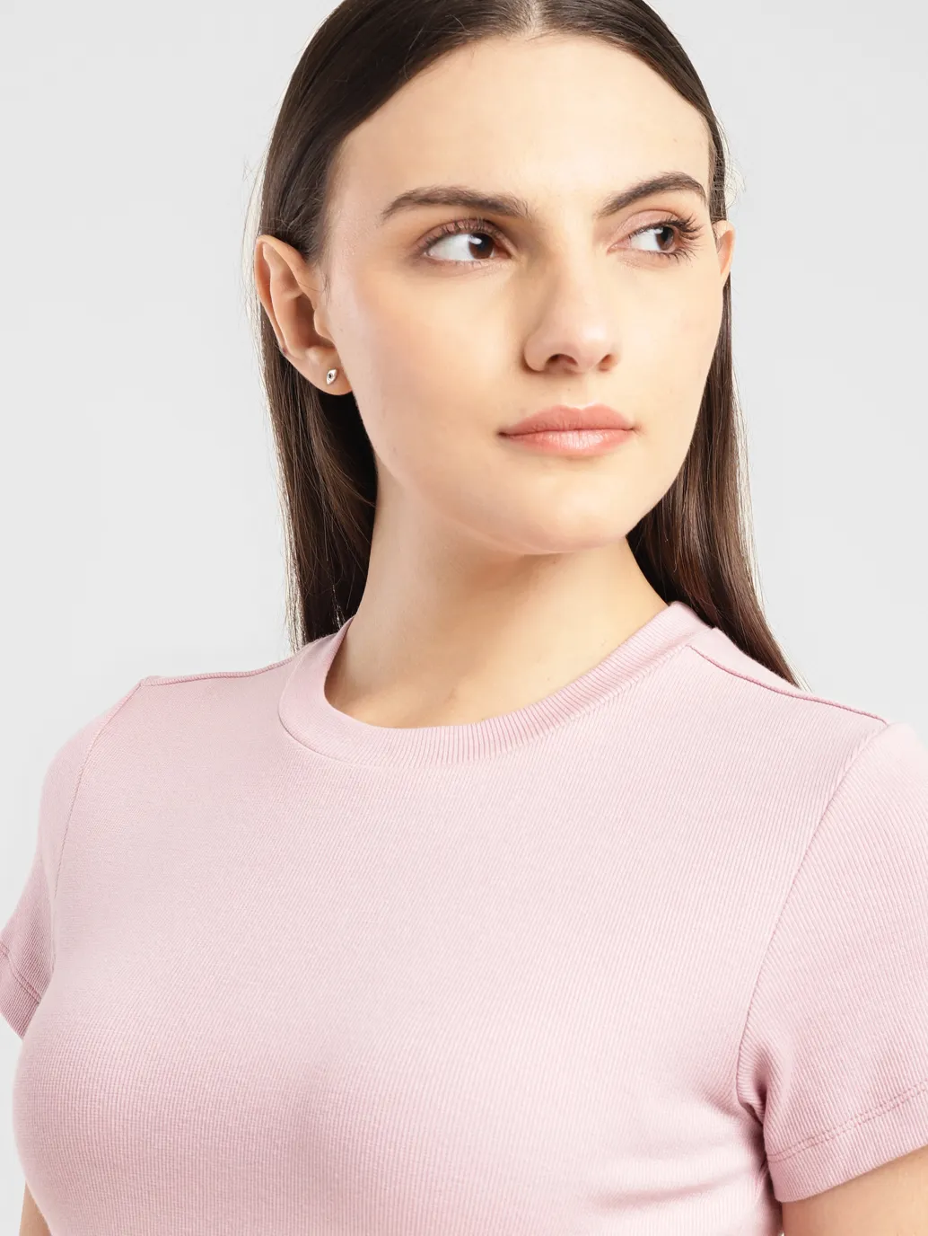 Women's Solid Crew Neck T-shirt - Image 5