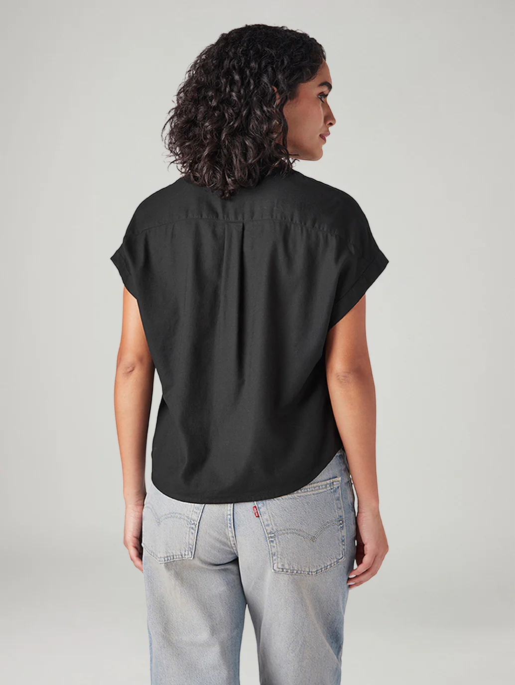 Women's Solid Regular Fit Shirt - Image 3