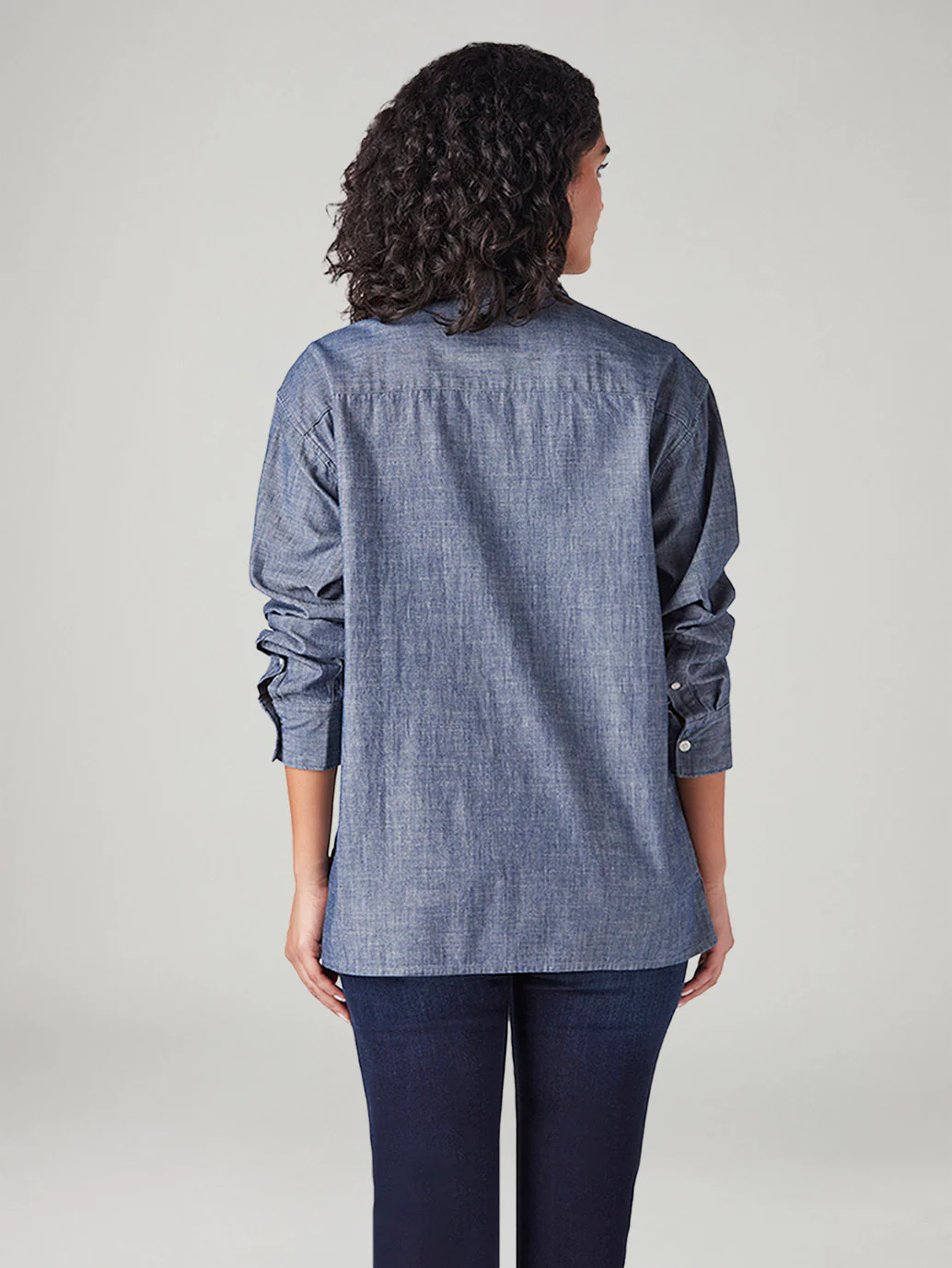 Women's Solid Relaxed Fit Denim Shirt - Image 3