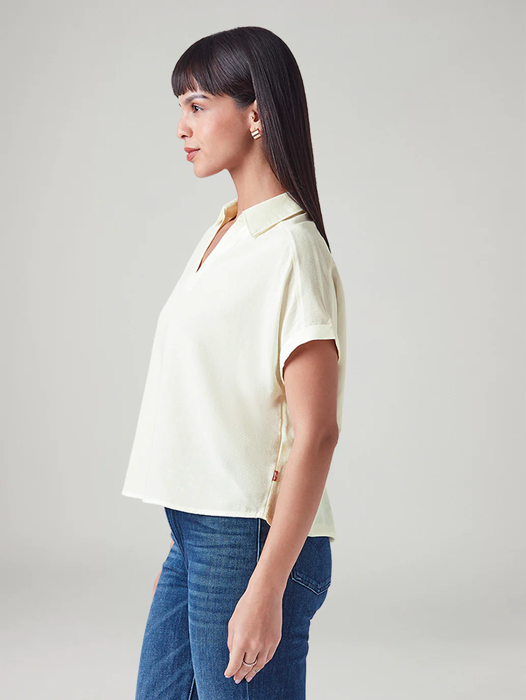 Women's Solid Relaxed Fit Linen Top - Image 5