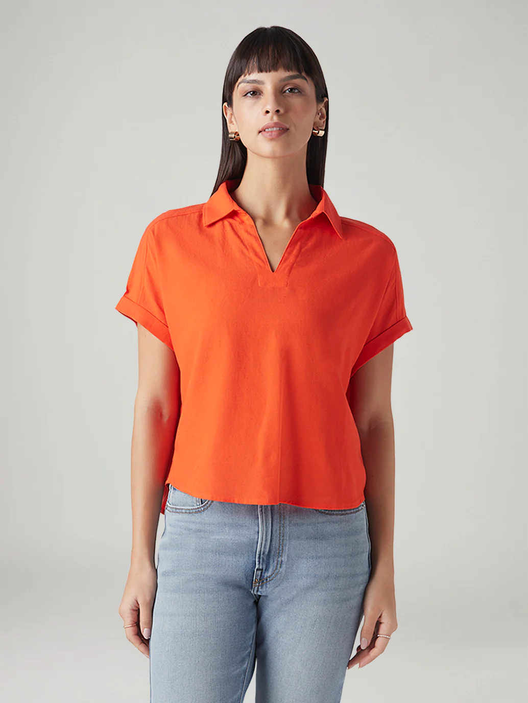 Women's Solid Relaxed Fit Linen Top - Image 2