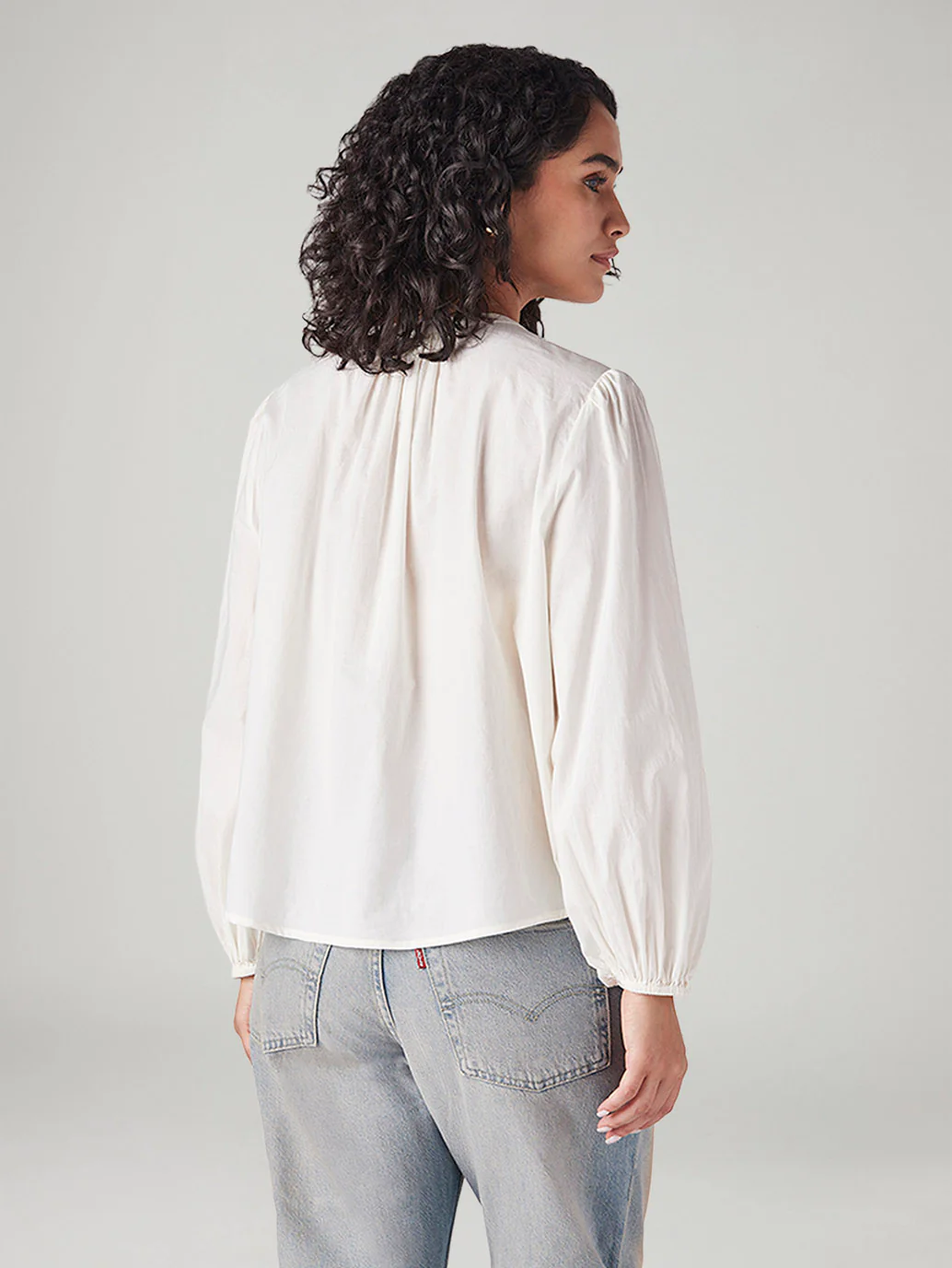 Women's Solid Relaxed Fit Top - Image 3