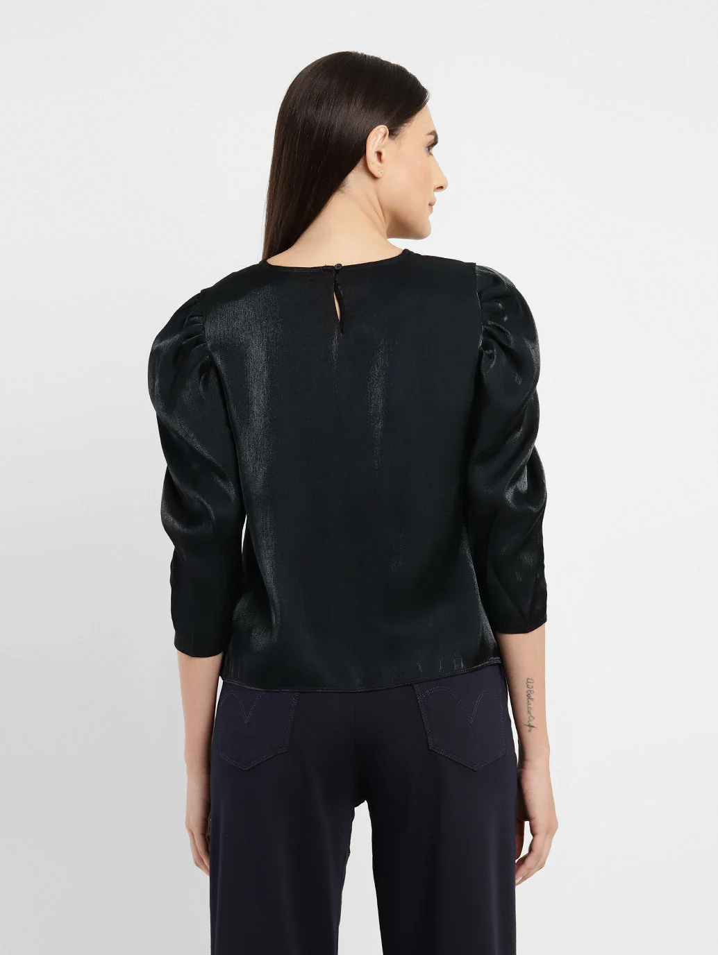 Women's Solid Round Neck Top - Image 3