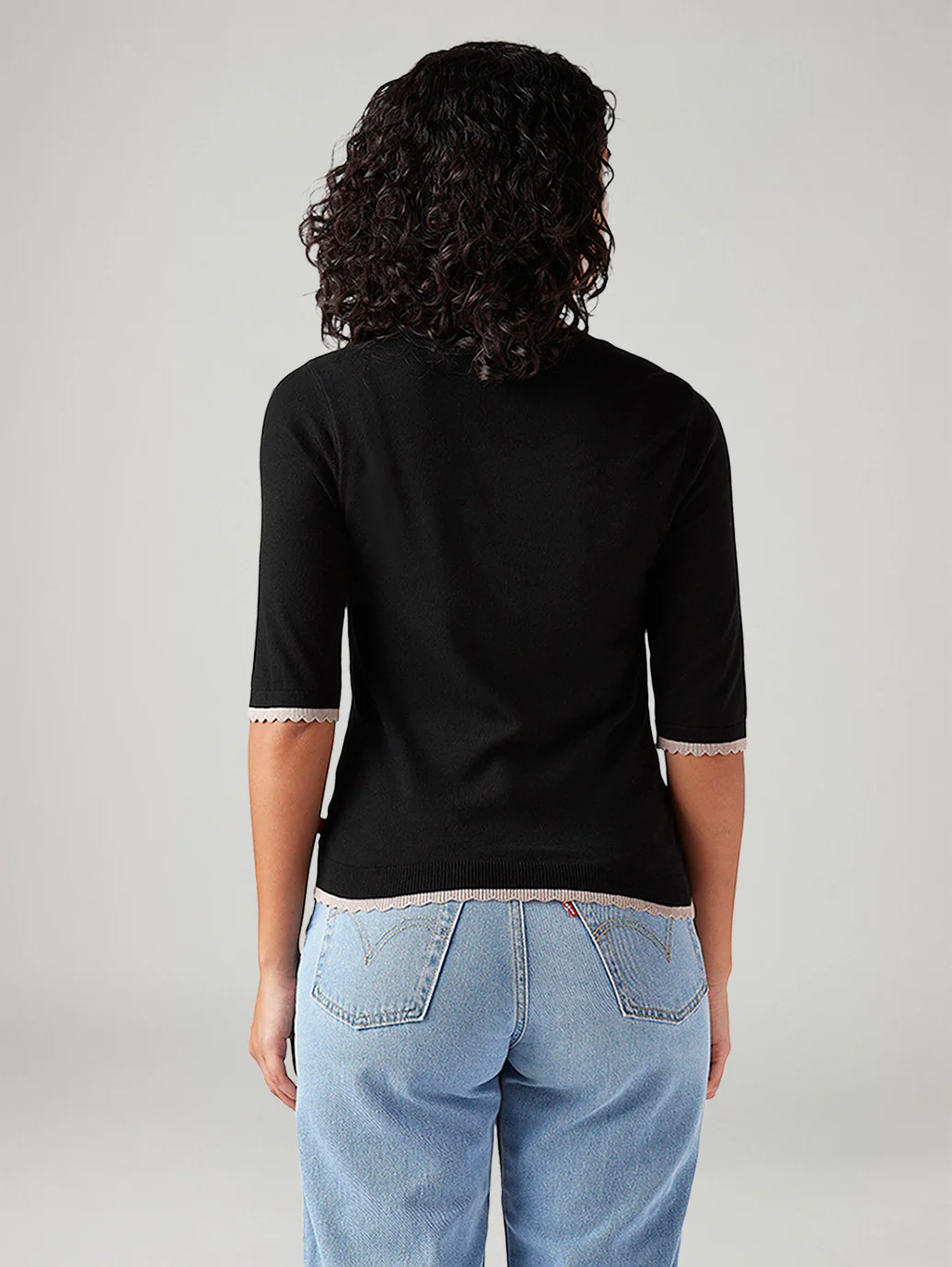 Women's Solid Slim Fit Top - Image 3
