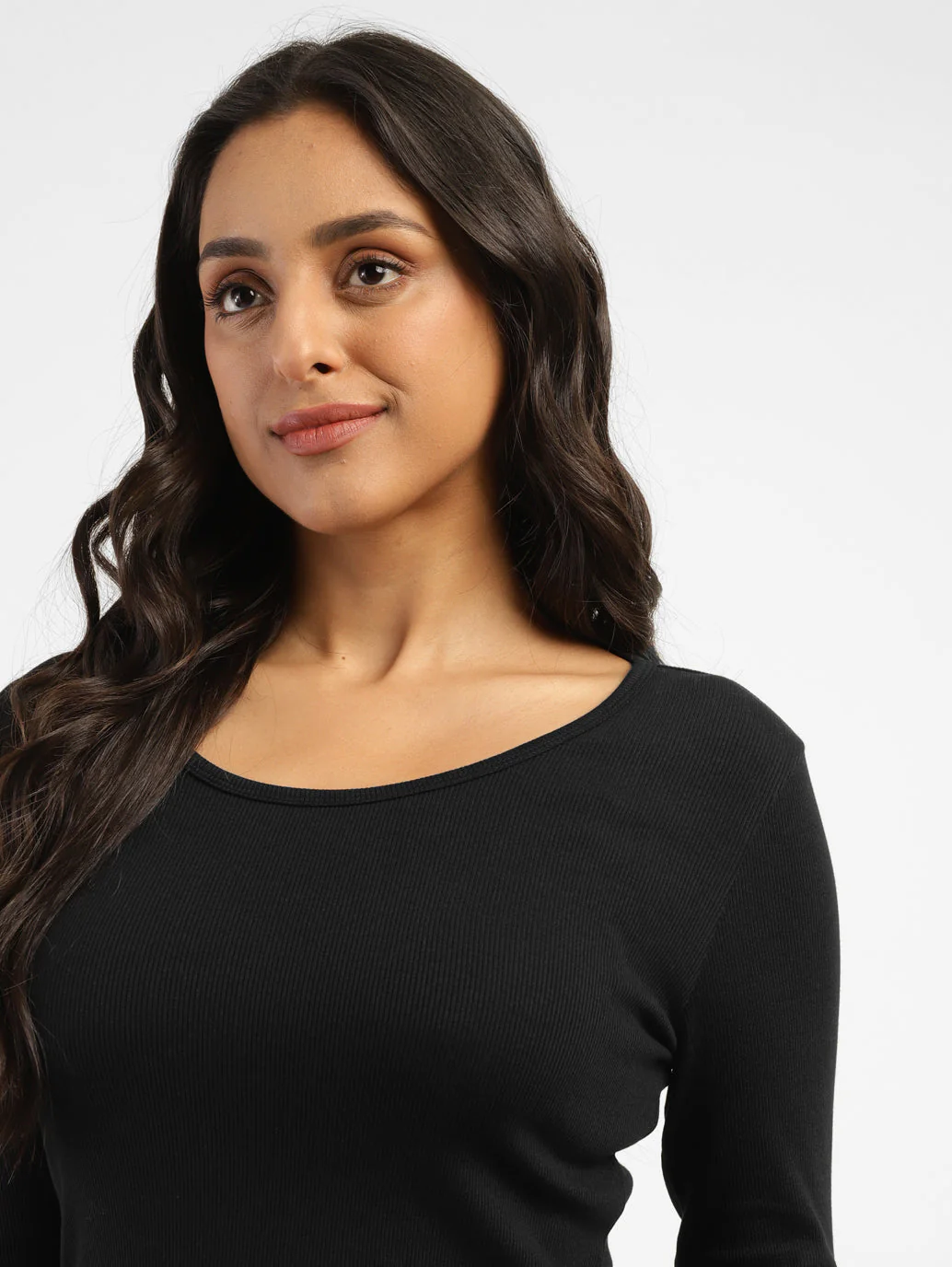 Women's Solid Relaxed Fit T-shirt - Image 5