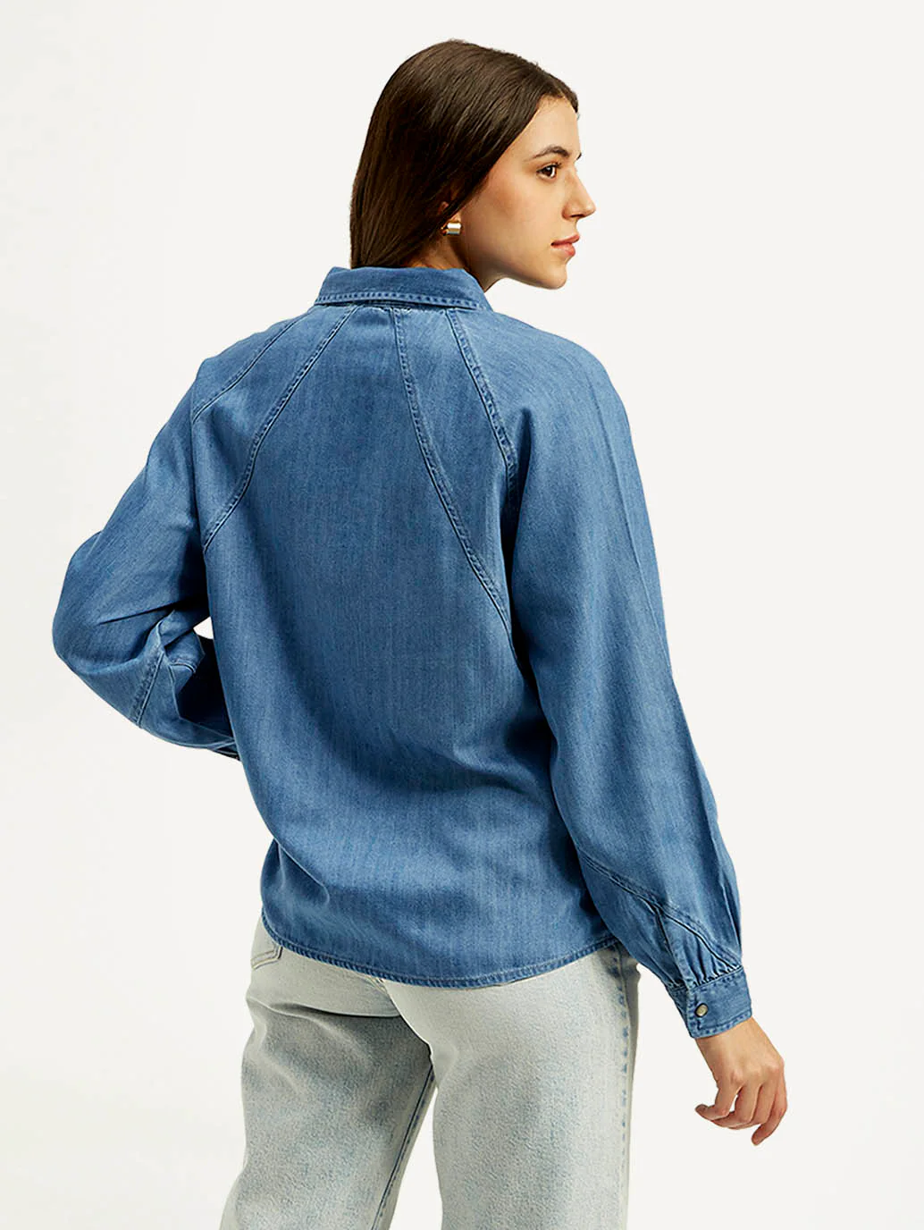 Women's Solid Spread Collar Denim Shirt - Image 3