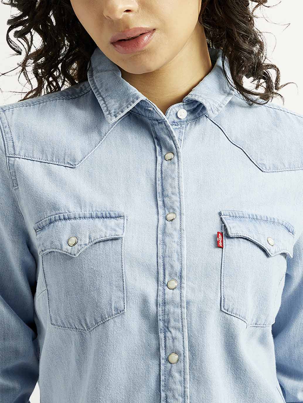 Women's Solid Spread Collar Denim Shirt - Image 5