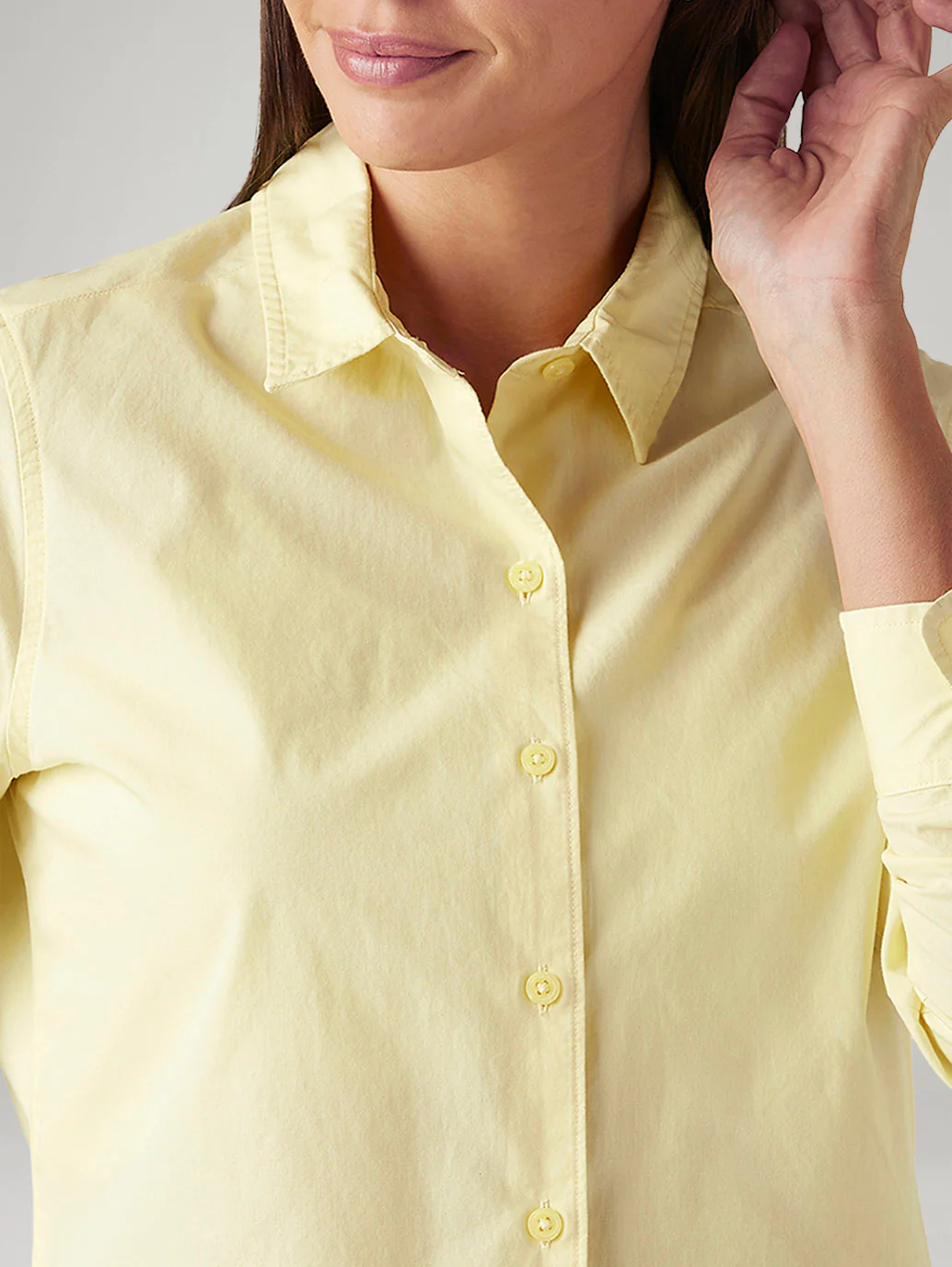 Women's Solid Yellow Slim Fit Shirt - Image 4