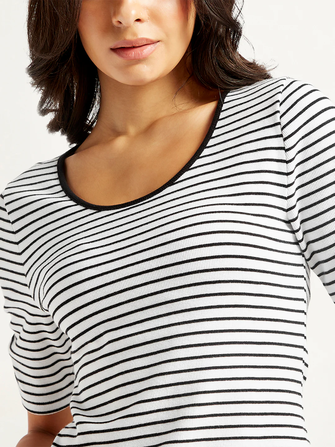 Women's Striped Black Scoop Neck Top - Image 5