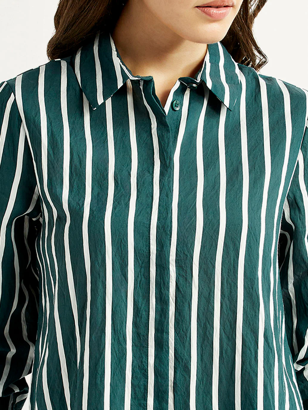 Women's Striped Green Spread Collar Shirt - Image 3