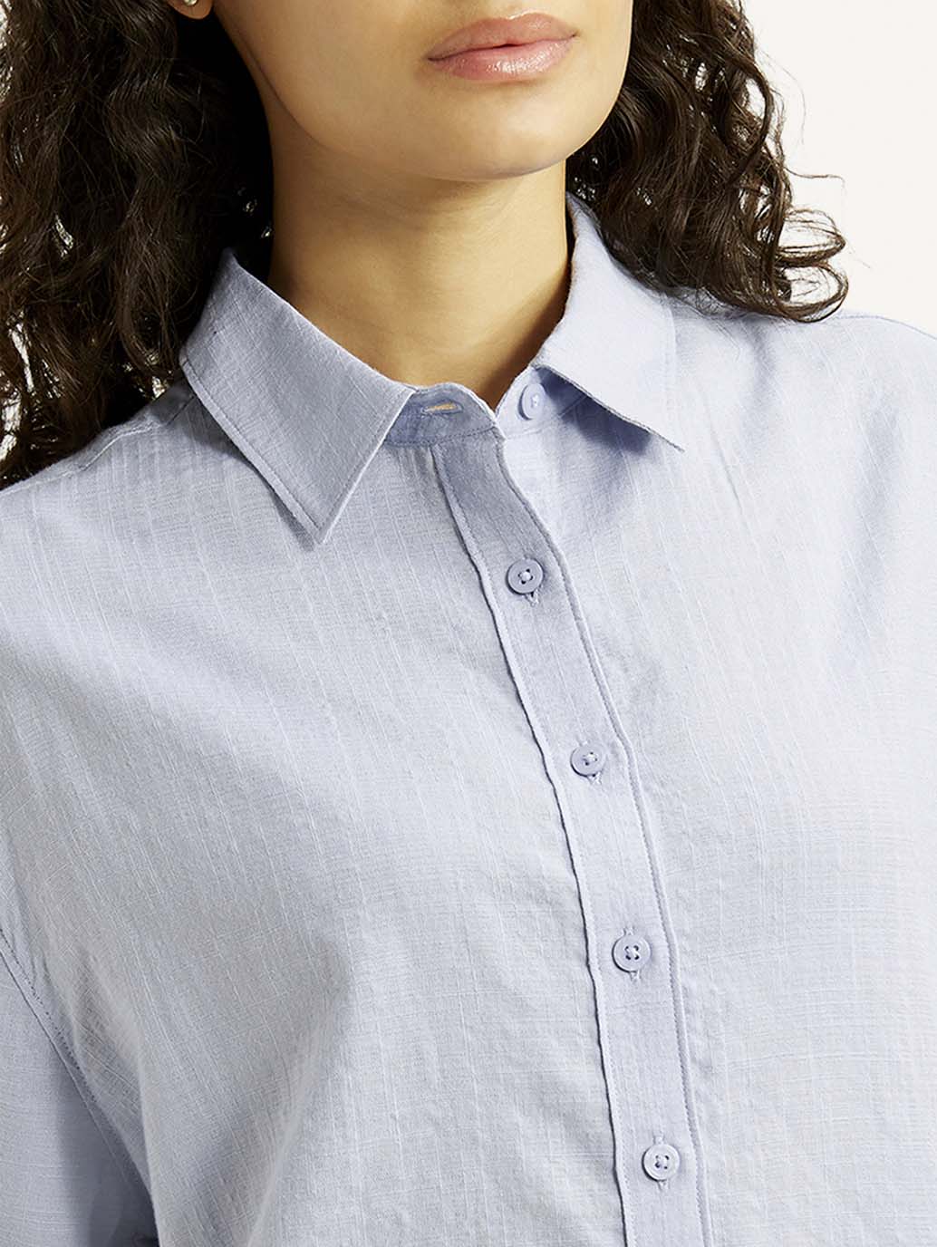 Women's Textured Light Blue Relaxed Fit Shirt - Image 4