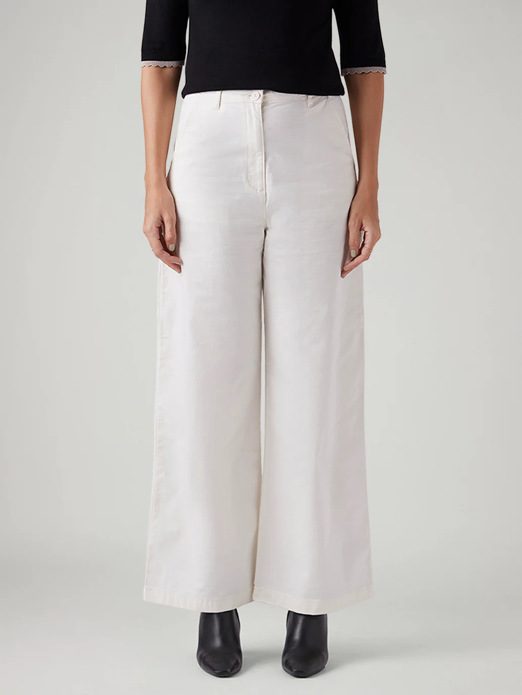 Women's White Loose Fit High Rise Trousers - Image 3