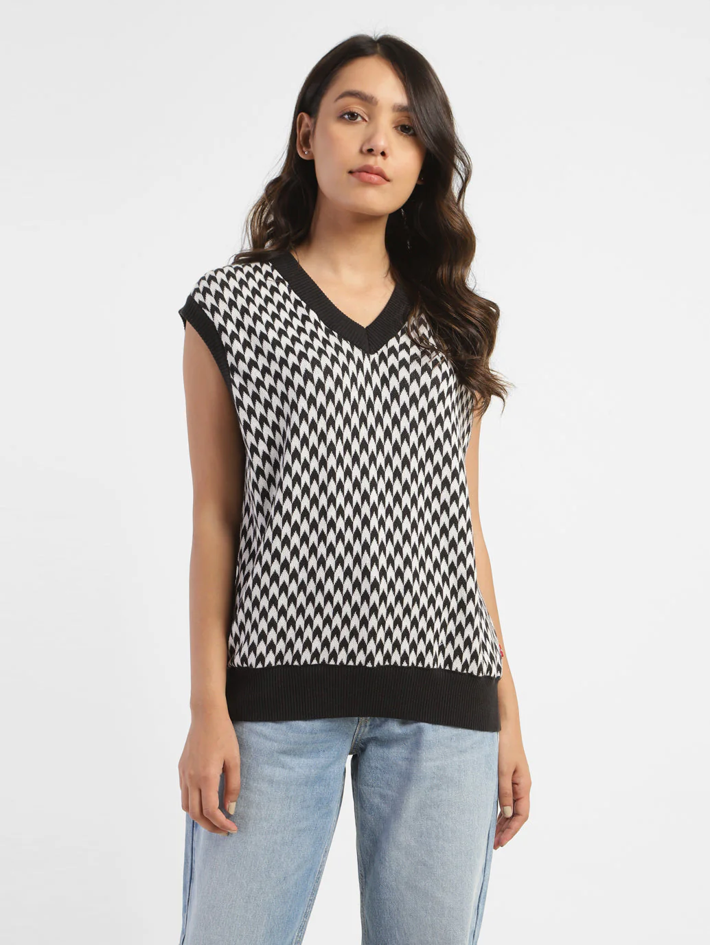 Women's V-Neck Checkered Sweater - Image 2